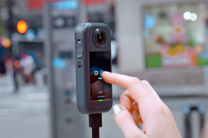 AKASO 360 Resmi Hadir di Indonesia: Kamera Aksi 360° Serba Bisa untuk Kreator Masa Kini