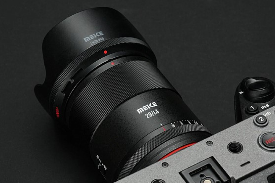 Meike Rilis Lensa Prime Autofokus 23mm f/1.4 yang Cepat dan Terjangkau untuk APS-C