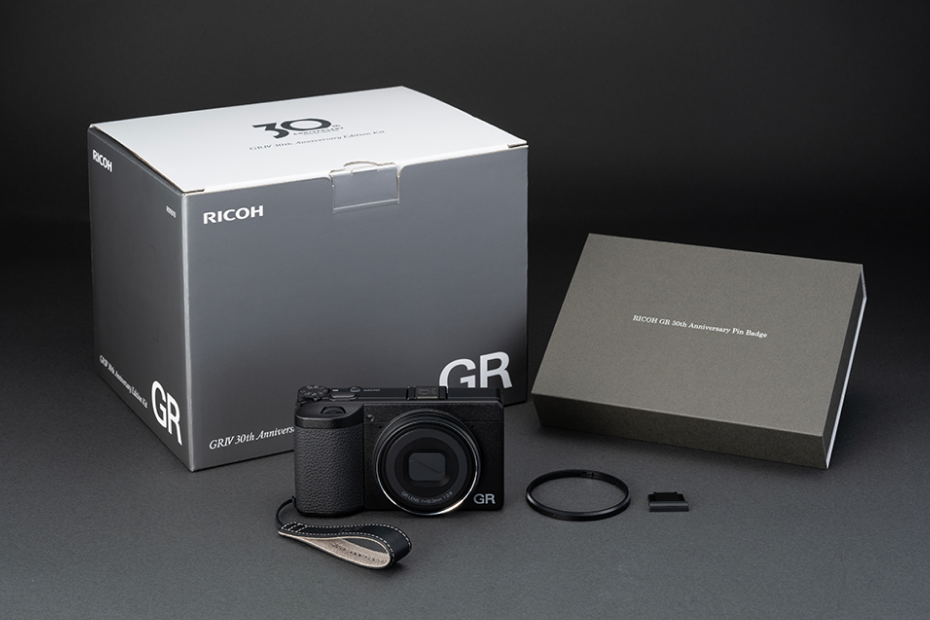 RICOH GR IV 30th Anniversary Edition, Rayakan 30 Tahun GR dengan Edisi Terbatas 6.000 Unit