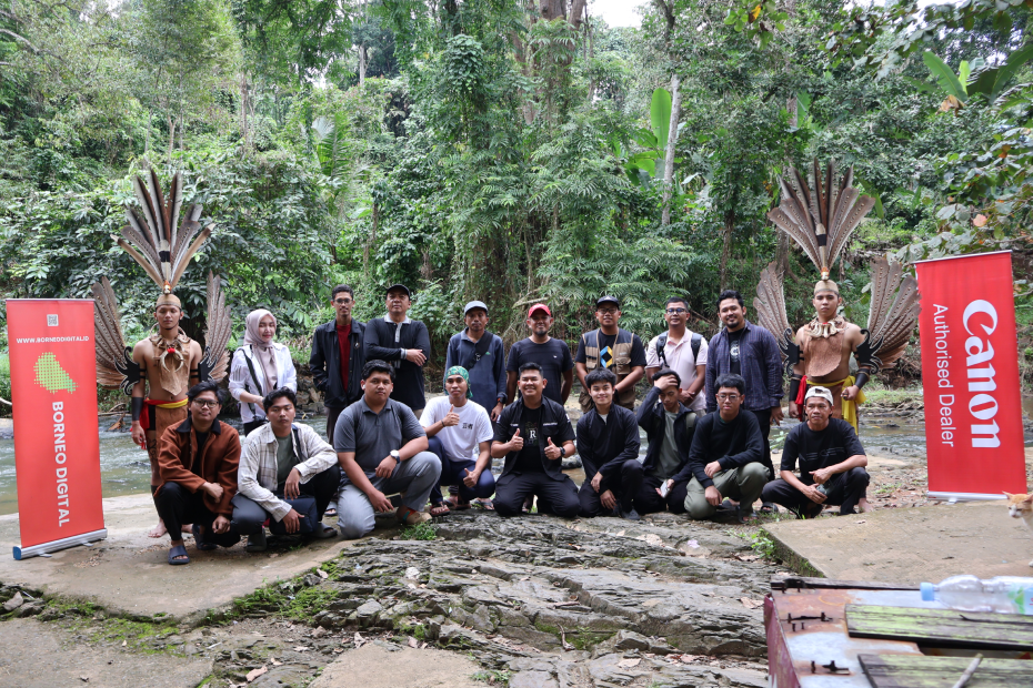 DAYAK TRIBE - Photography Conceptual: Menghidupkan Warisan Budaya Lewat Visual